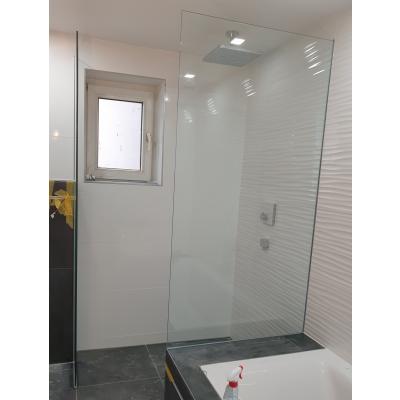 Walk-In Dusche aus ESG 8mm klar